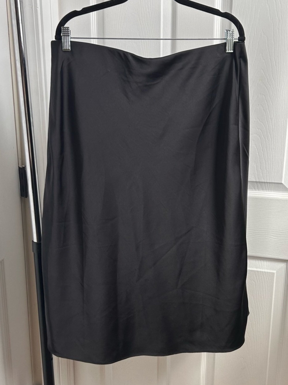 The drop midi satin skirt